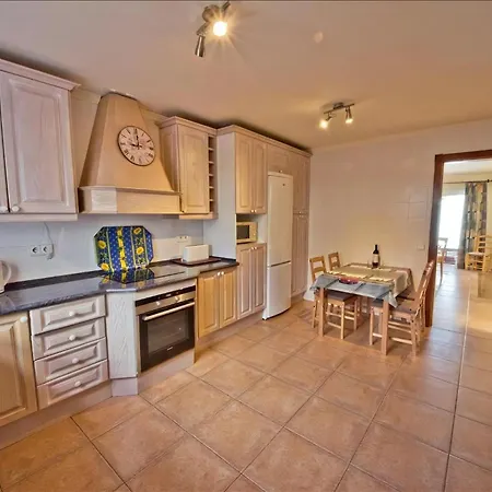 Great Luz De La Fragata 4 Bedrooms Private Pool Location * Costa Teguise