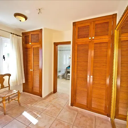 Great Luz De La Fragata 4 Bedrooms Private Pool Location Villa Costa Teguise