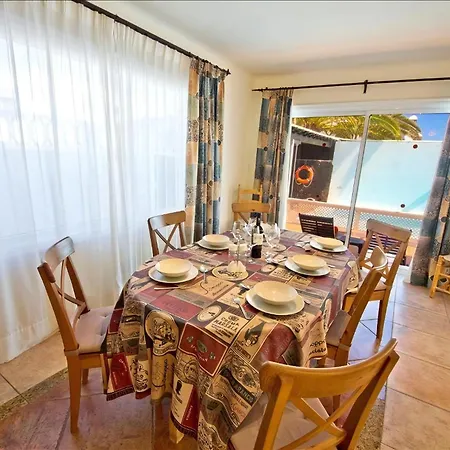 Villa Great Luz De La Fragata 4 Bedrooms Private Pool Location
